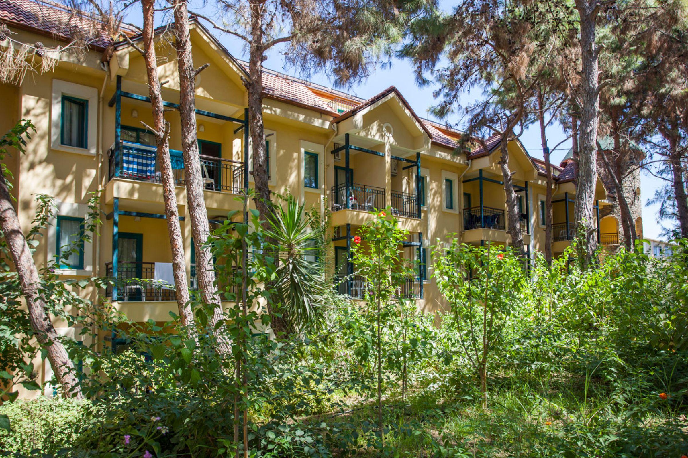 Dosi Hotel Side Exterior photo